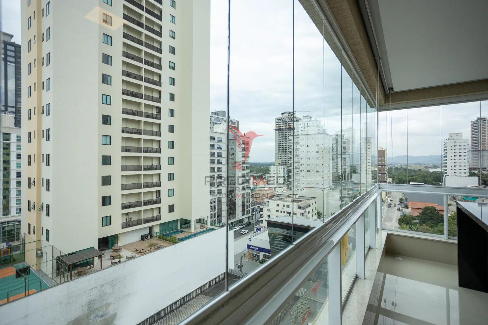 Edif&iacute;cio Magestic: Amplitude e Exclusividade na Meia Praia Rua 276 - - 