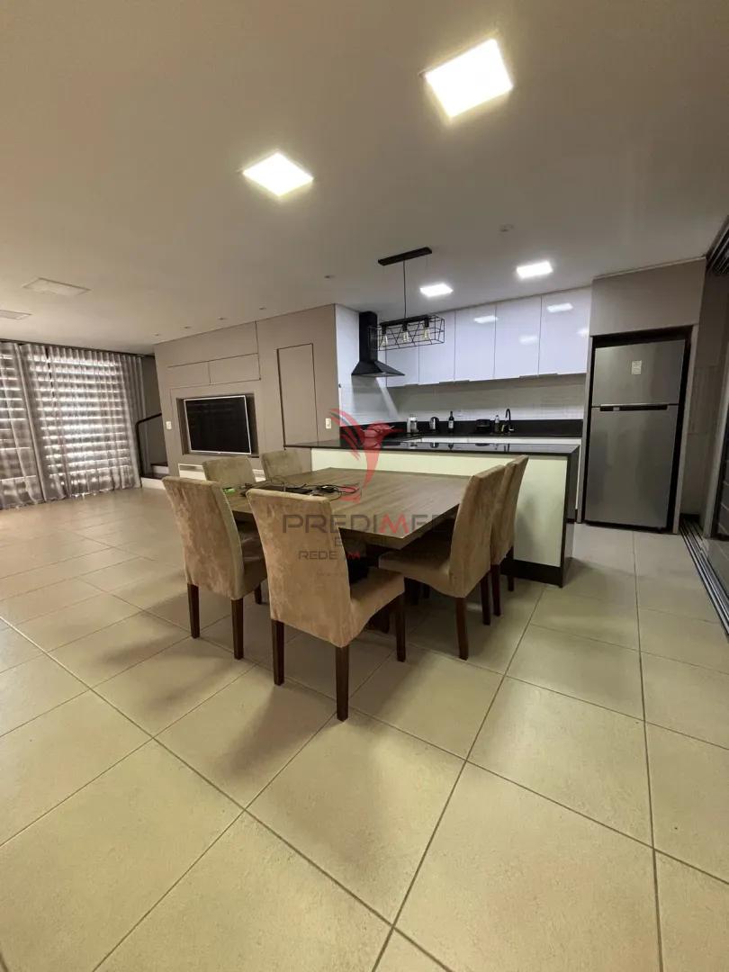 Alto Padr&atilde;o em Pi&ccedil;arras &ndash; Conforto, Design e Jacuzzi Privativa Rua Arvoredo - - 