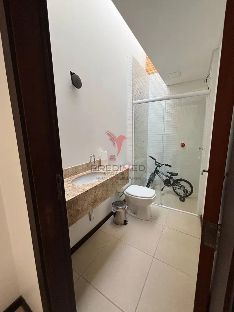 Alto Padr&atilde;o em Pi&ccedil;arras &ndash; Conforto, Design e Jacuzzi Privativa Rua Arvoredo - - 