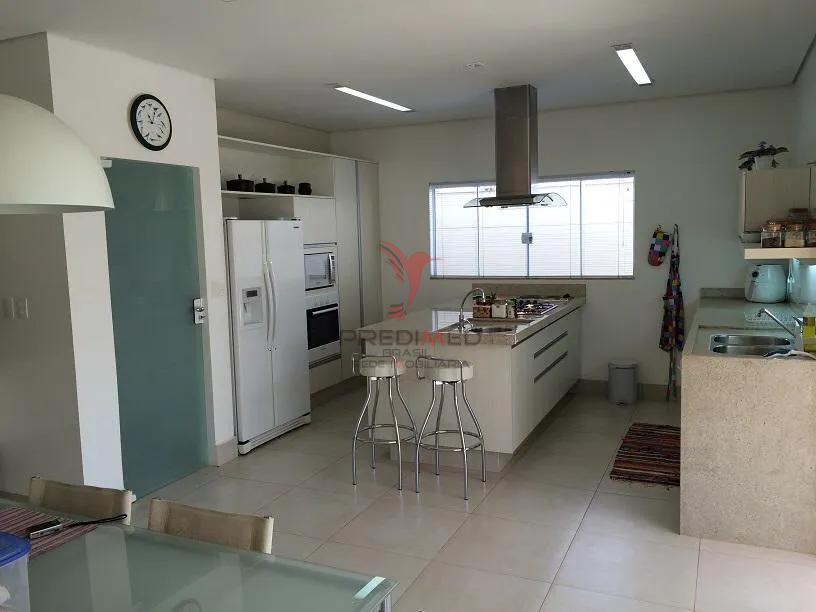 Casa em condom&iacute;nio fechado em Americana SP, 3 su&iacute;tes, piscina e seguran&ccedil;a 24h Avenida Comendador Thomaz Fortunato Americana - 