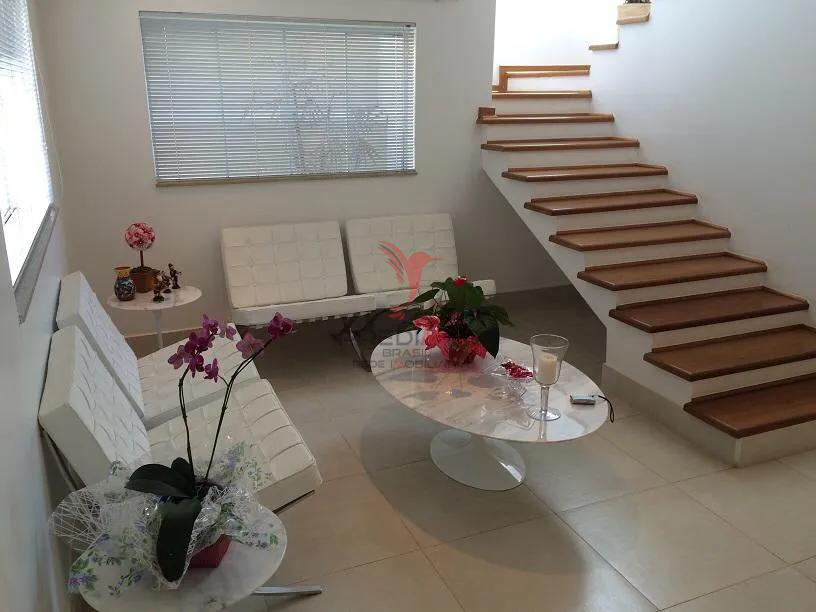 Casa em condom&iacute;nio fechado em Americana SP, 3 su&iacute;tes, piscina e seguran&ccedil;a 24h Avenida Comendador Thomaz Fortunato Americana - 