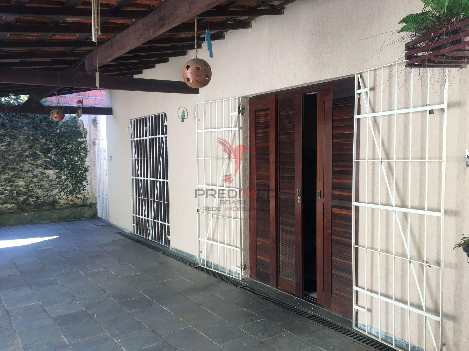 Casa com Piscina , Quintal, Solarium, 2 Vagas ,&aacute; venda no Bairro S&atilde;o Bento, Guaratinguet&aacute;  Guaratinguetá - 