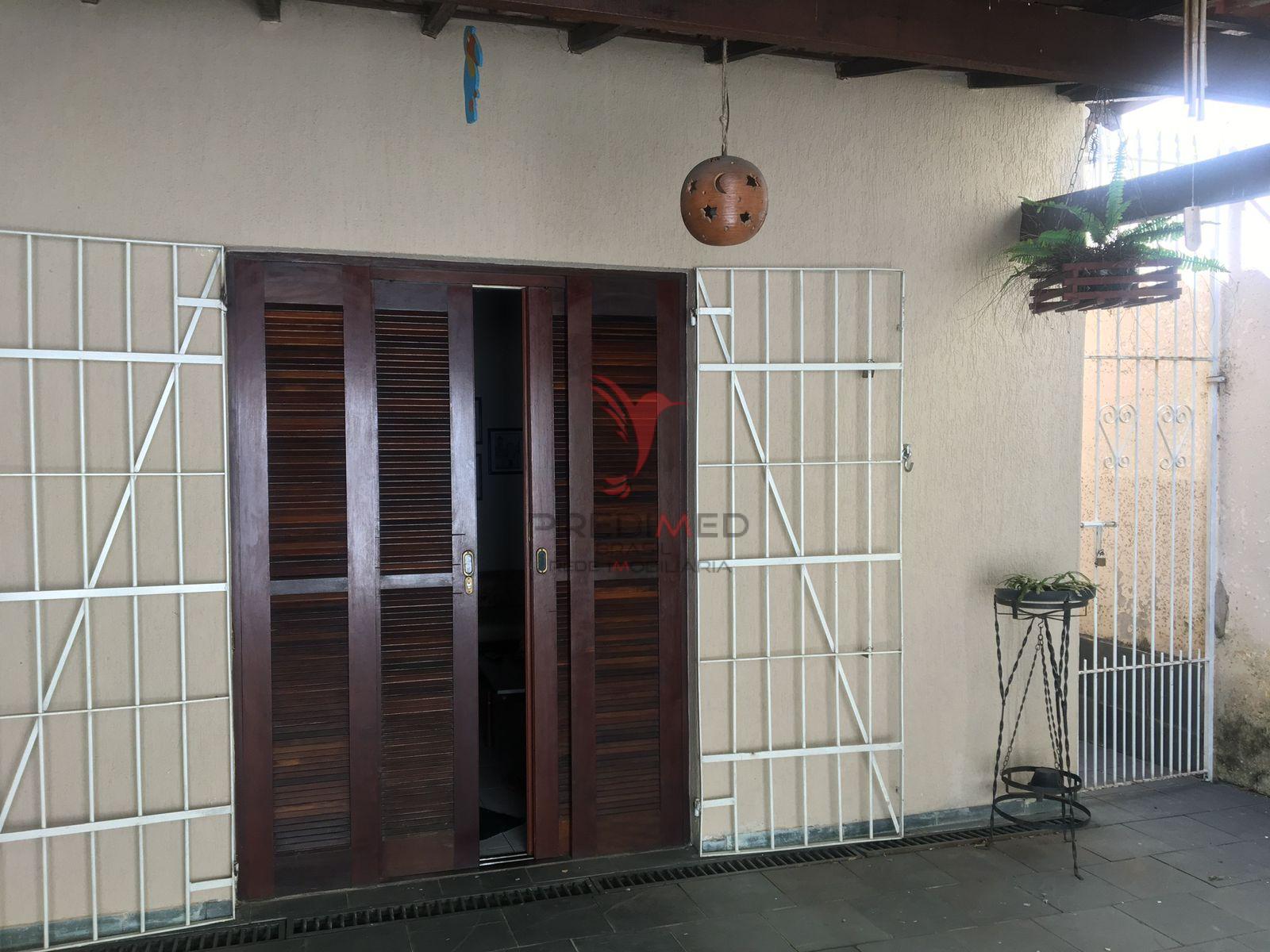 Casa com Piscina , Quintal, Solarium, 2 Vagas ,&aacute; venda no Bairro S&atilde;o Bento, Guaratinguet&aacute;  Guaratinguetá - 