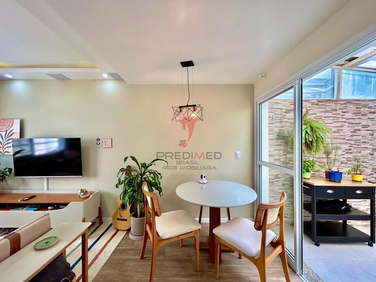 VENDO CASA DE CONDOMINIO FECHADO, 2 VAGAS DE GARAGEM, 2 DORMITORIOS, CHURRASQQUEIRAC Rua Pierre de Beranger São Paulo - 
