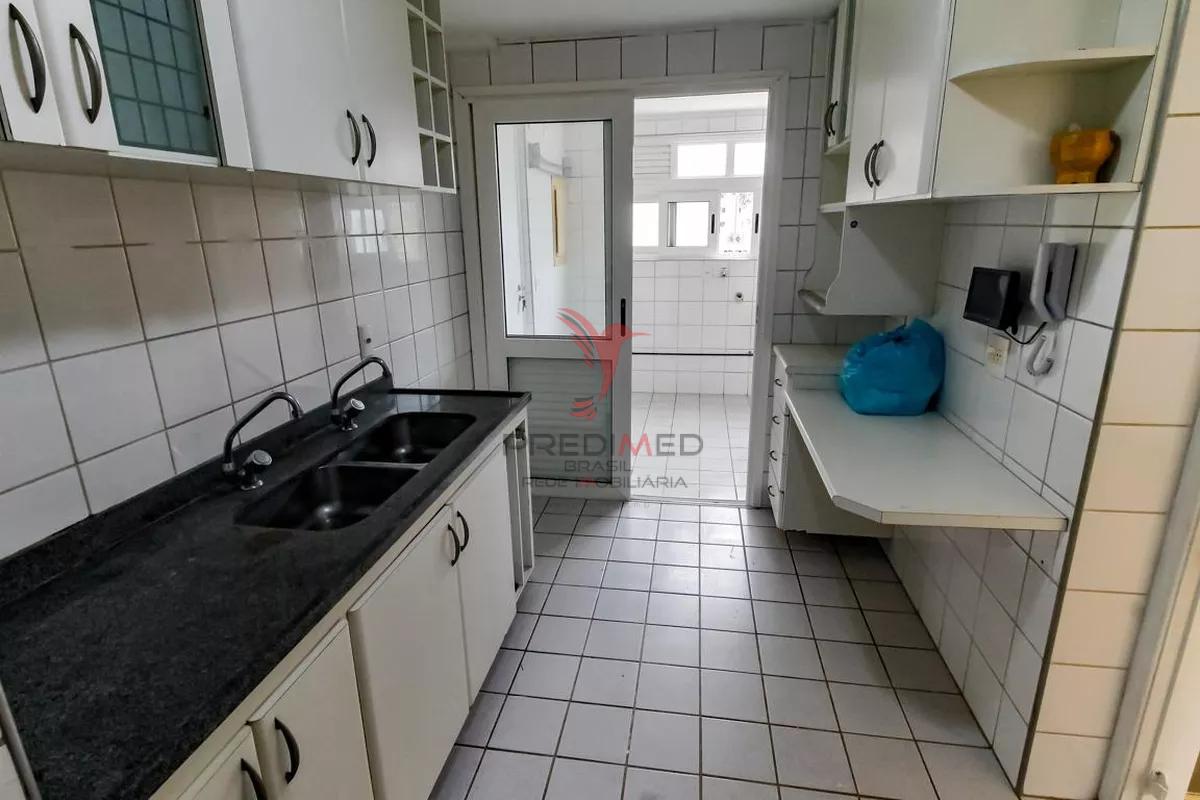 VENDO  NO MORUMBI,AP. 97M2, COM 3 QUARTOS, SENDO 1 SUITE, 2 GARAGEM, LAZER, ACEITA PETH Rua Deputado João Sussumu Hirata São Paulo - 