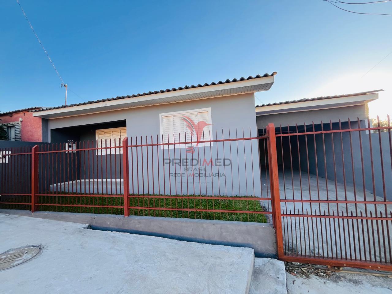 Casa de 2 Quartos, Garagem para 2 Carros, Quintal .10 minutos da Universidade de St&ordf;Maria  Santa Maria - 