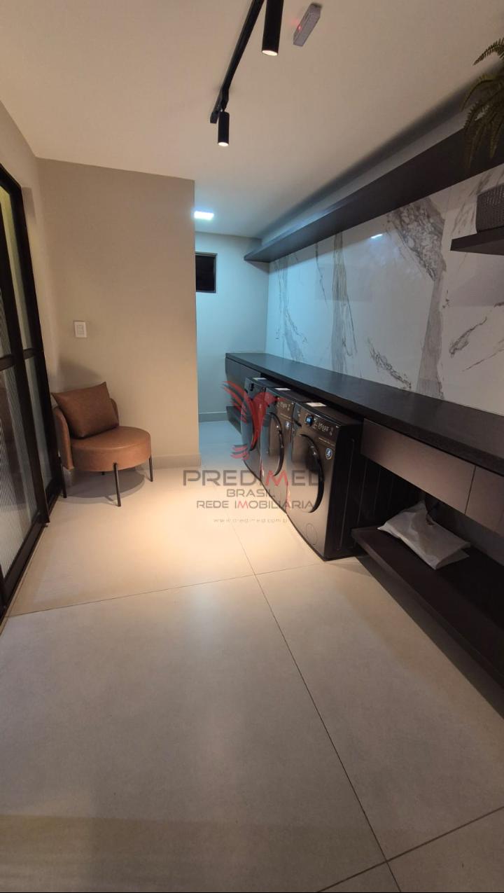 Apartamento Bel&iacute;ssimo, com varanda ,em Mana&iacute;ra vista parcial mar Sul Rua Bananeiras João Pessoa - 
