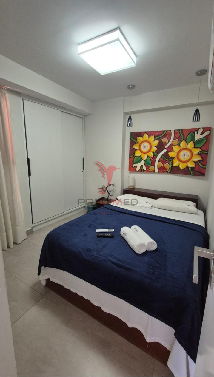 Apartamento Bel&iacute;ssimo, com varanda ,em Mana&iacute;ra vista parcial mar Sul Rua Bananeiras João Pessoa - 