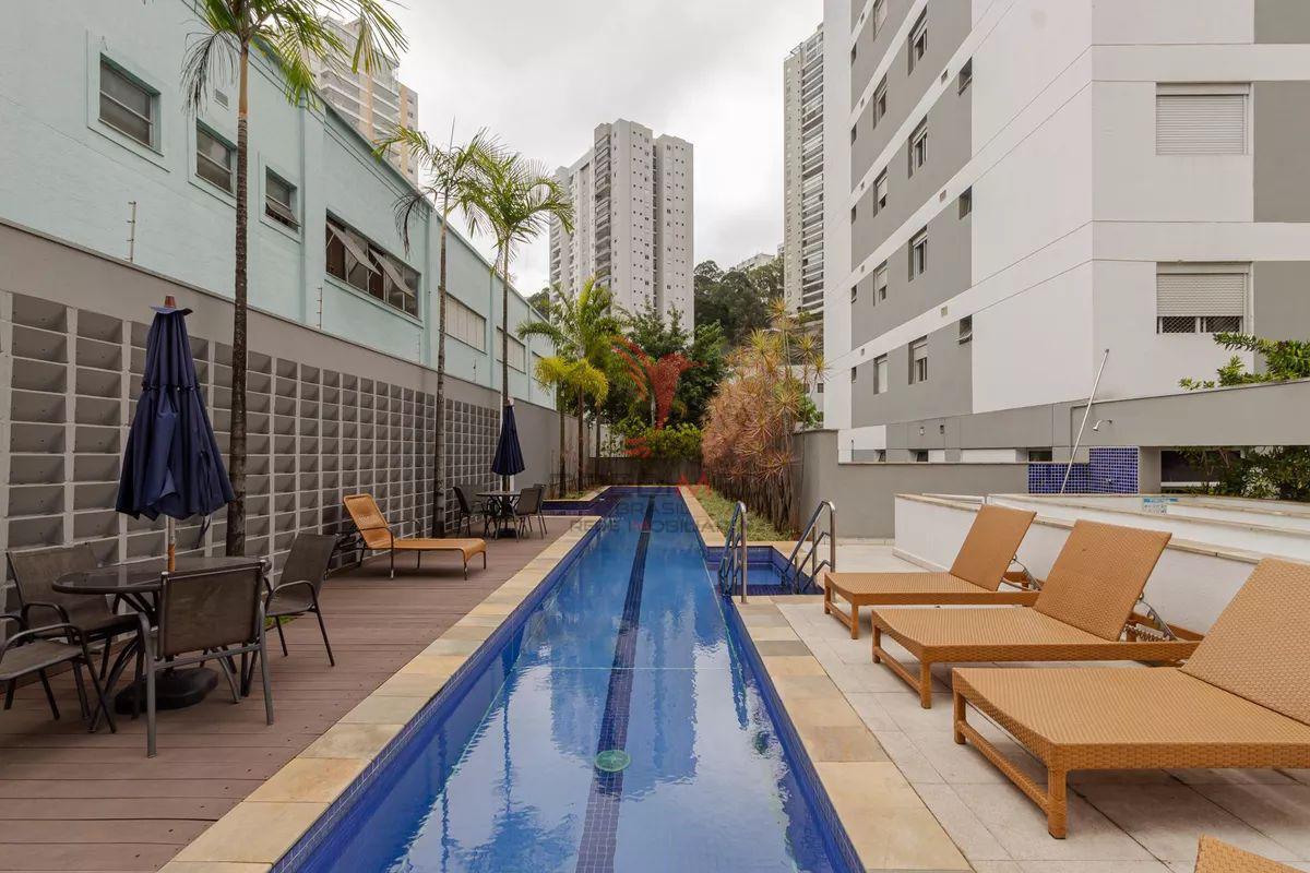 VENDO AP. REFORMADO, MOBILIADO, COM 1 SUITE E, 1 VAGA DE GARAGEM NO MORUMBI Rua Nelson Gama de Oliveira São Paulo - 