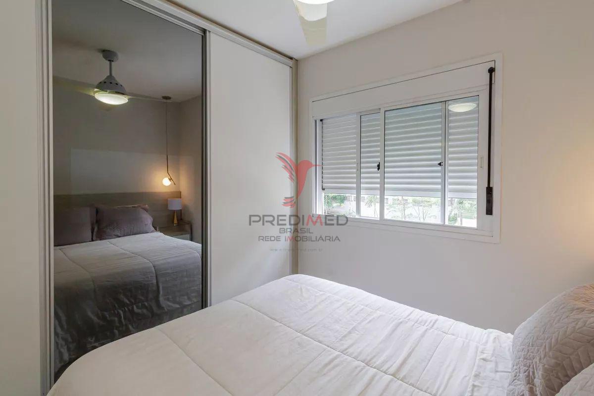 VENDO AP. REFORMADO, MOBILIADO, COM 1 SUITE E, 1 VAGA DE GARAGEM NO MORUMBI Rua Nelson Gama de Oliveira São Paulo - 