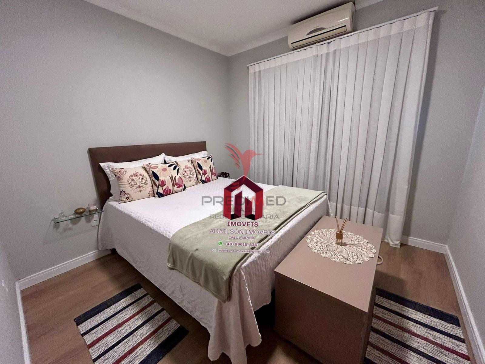 Casa Porteira Fechada &agrave; Venda em Balne&aacute;rio Pi&ccedil;arras/SC Brasil  Balneário Piçarras - 