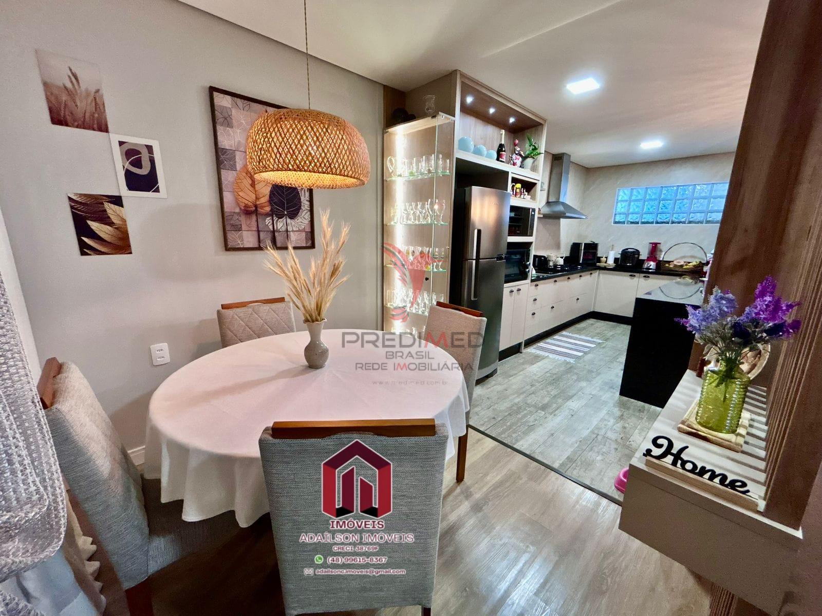 Casa Porteira Fechada &agrave; Venda em Balne&aacute;rio Pi&ccedil;arras/SC Brasil  Balneário Piçarras - 