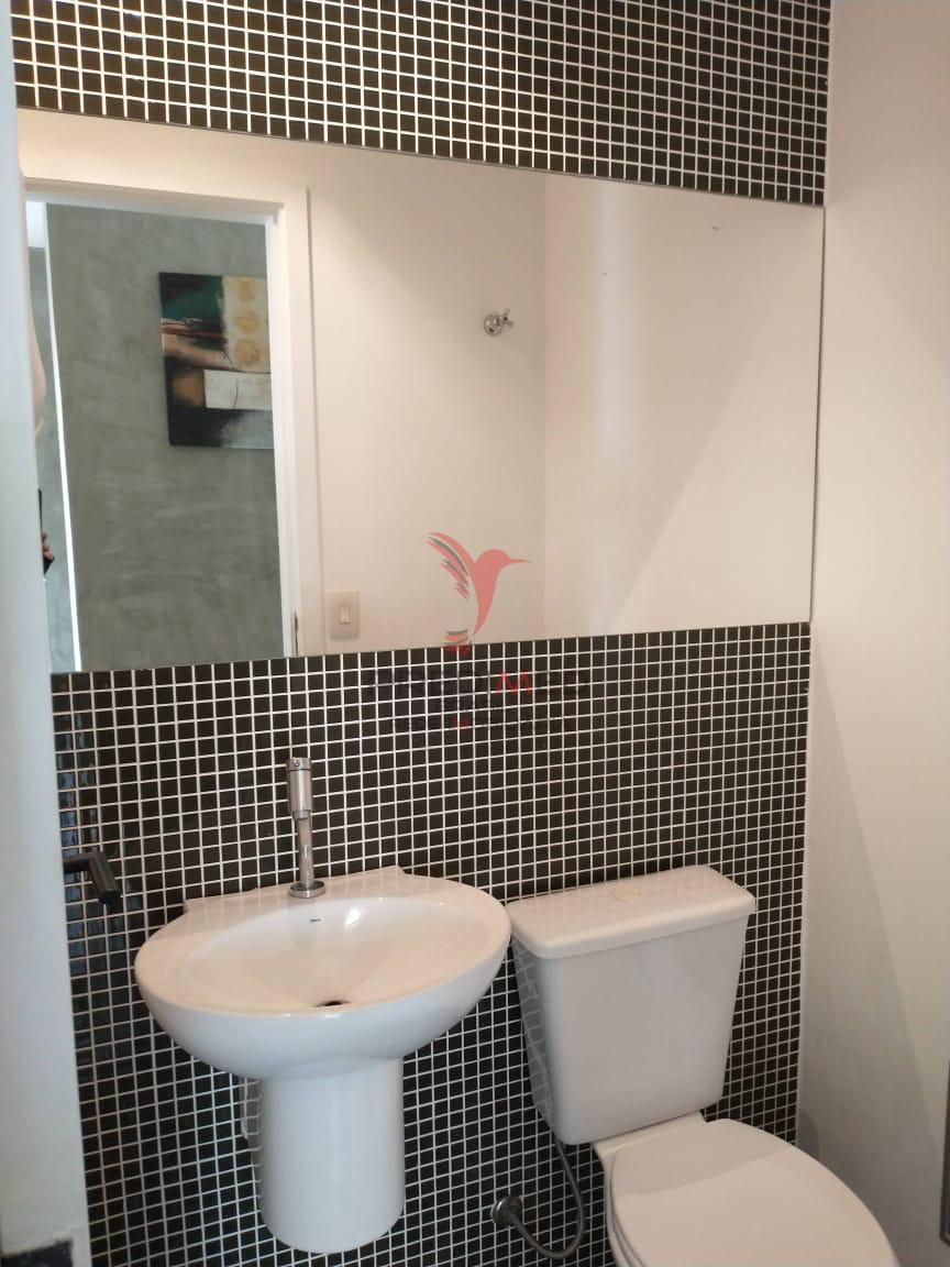 Sala Comercial Reformada | 40 m&sup2; | 1 Vaga | Pr&oacute;xima ao Consulado Americano | Ch&aacute;cara Santo Rua Américo Brasiliense São Paulo - 
