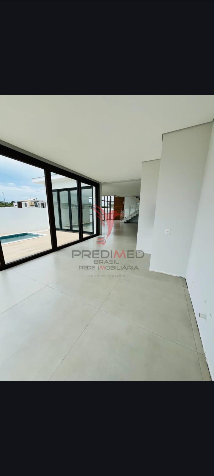 Casa alto padr&atilde;o com 3 Suites , Piscina, &aacute;rea gourmet,em Porto Belo  Porto Belo - 