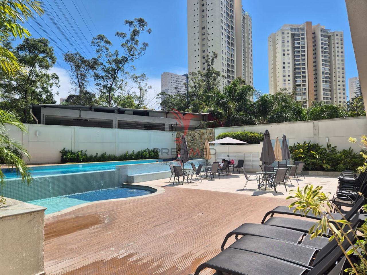 Apartamento &agrave; Venda no Morumbi, andar alto, | 2 Dorms | 54m2 | Lazer Completo, ACEITA PETH  São Paulo - 