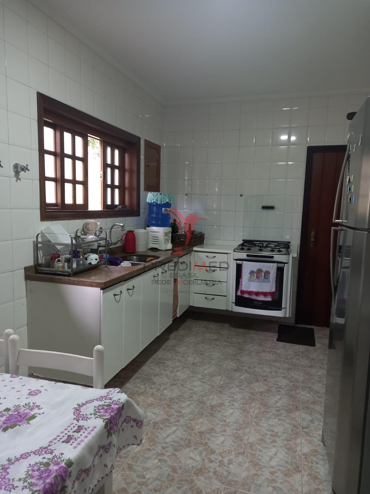 Casa semi-t&eacute;rrea no Condom&iacute;nio S&atilde;o Fernando  em Barueri Estrada das Pitas Barueri - 