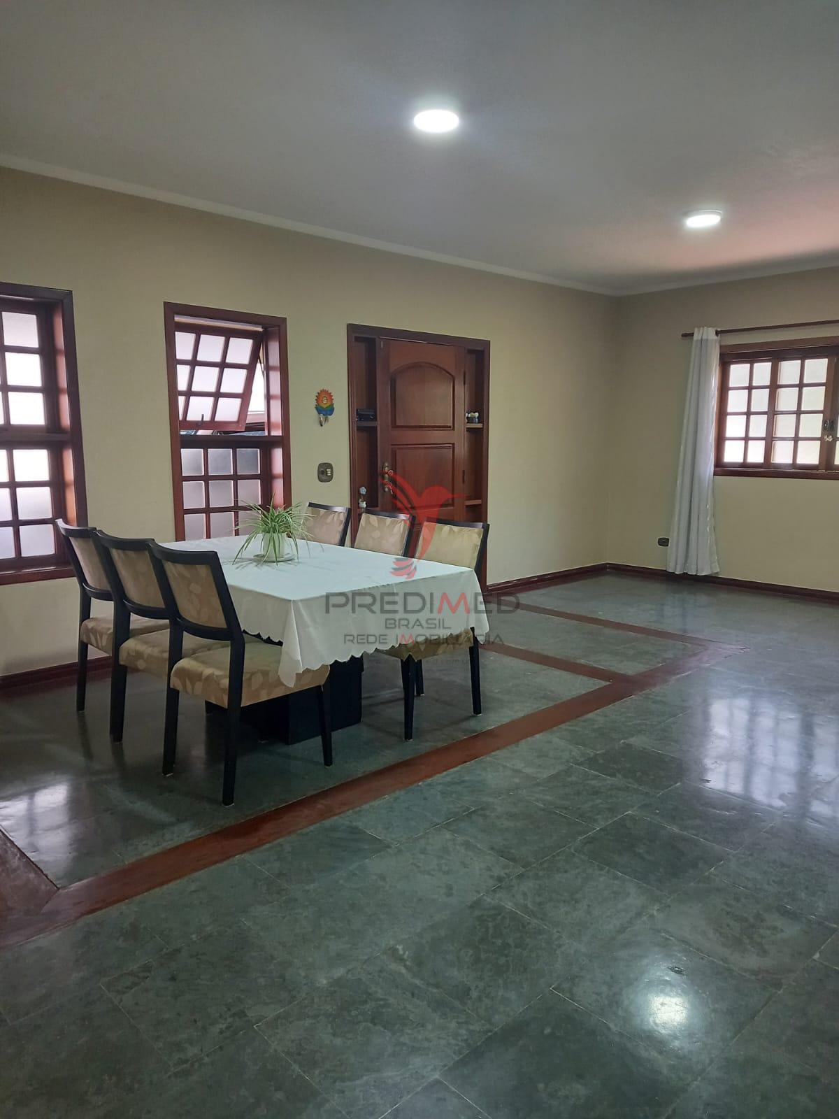 Casa semi-t&eacute;rrea no Condom&iacute;nio S&atilde;o Fernando  em Barueri Estrada das Pitas Barueri - 