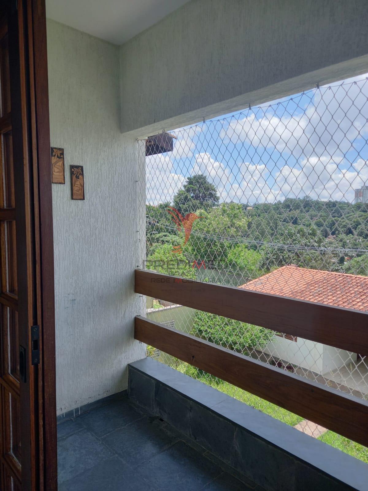 Casa semi-t&eacute;rrea no Condom&iacute;nio S&atilde;o Fernando  em Barueri Estrada das Pitas Barueri - 