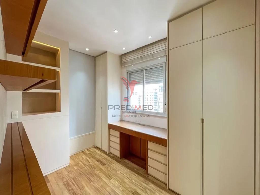 VENDO, ALUGO, NO  CAMPO BELO ESTE BEL&Iacute;SSIMO APARTAMENTO! ANDAR ALTO, 288M2, ACEITA PETH Rua Gabriele D'Annunzio São Paulo - 