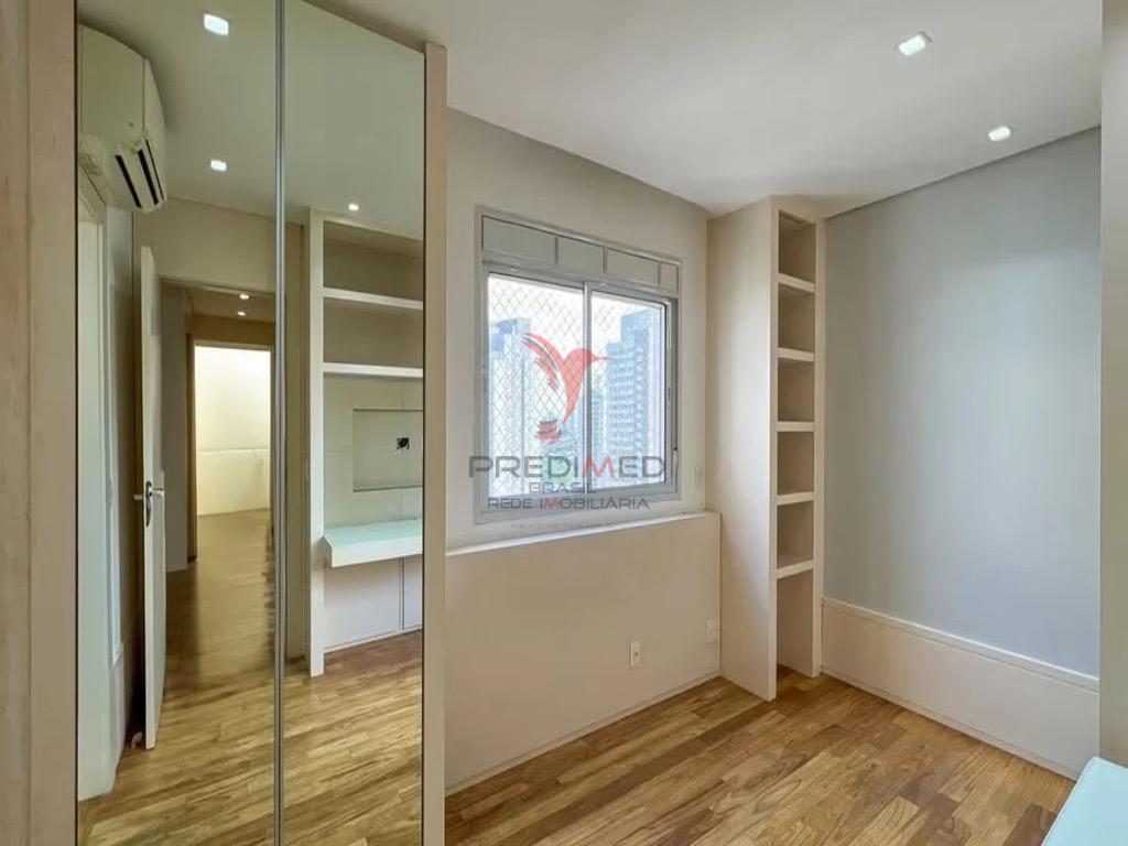 VENDO, ALUGO, NO  CAMPO BELO ESTE BEL&Iacute;SSIMO APARTAMENTO! ANDAR ALTO, 288M2, ACEITA PETH Rua Gabriele D'Annunzio São Paulo - 