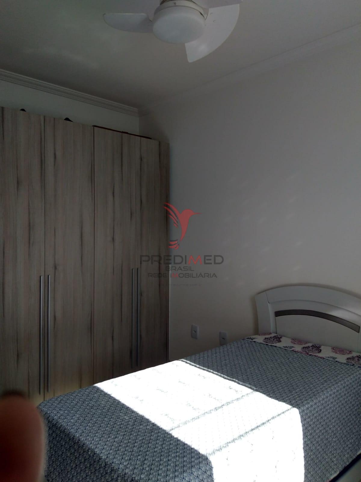 Linda Casa com piscina, churrasqueiras, 4 Vagas de Garagem, no Bairro Bela Vista 2  Guaratinguetá - 