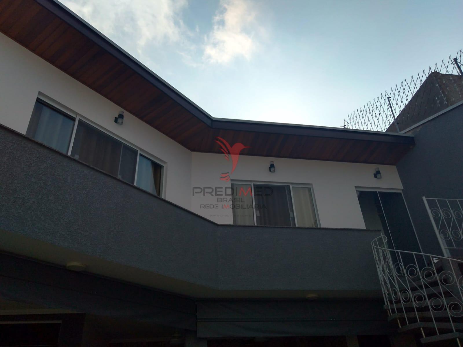 Linda Casa com piscina, churrasqueiras, 4 Vagas de Garagem, no Bairro Bela Vista 2  Guaratinguetá - 