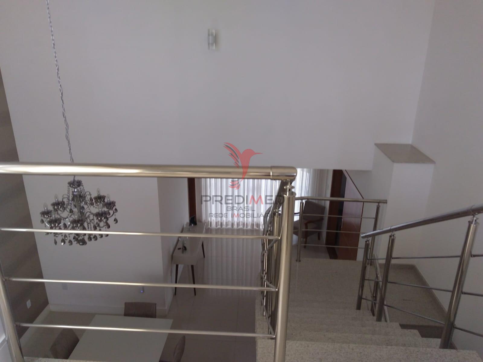 Linda Casa com piscina, churrasqueiras, 4 Vagas de Garagem, no Bairro Bela Vista 2  Guaratinguetá - 