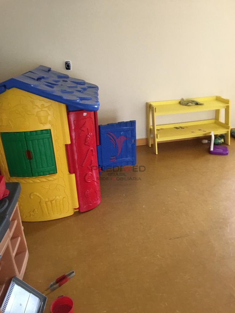 ALUGO NA VILA MADALENA, Ap. 110 m2, 4 quartos 1 suite, 2 vagas de garagem, aceita Peth Rua Harmonia São Paulo - 