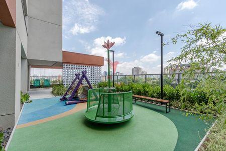 Vendo apartamento, 43m2, andar alto, com um quadro,  uma vaga de garagem, Alto da Boa Vist Avenida Vereador José Diniz São Paulo - 