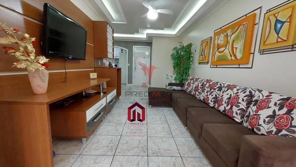 EXCELENTE CASA COM 4 DORMITORIOS  PARA A VENDA - EM FLORIANOPOLIS SC BRASIL  Florianópolis - 