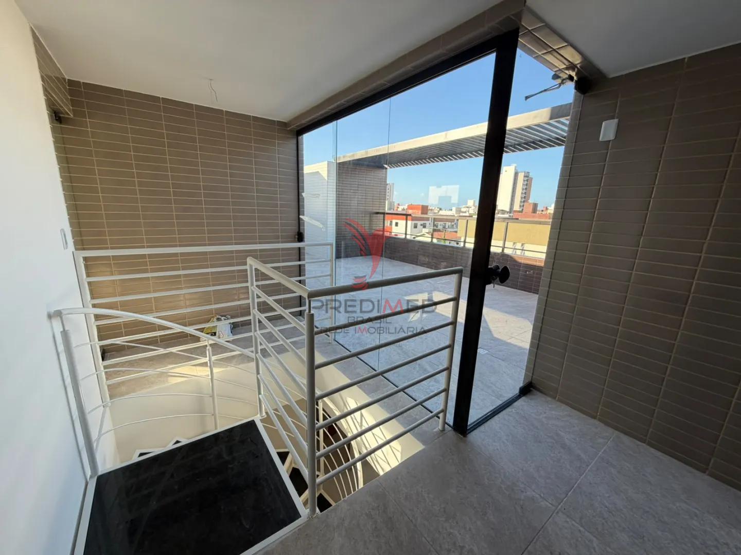 Cobertura duplex no bairro bessa Avenida Campos Sales João Pessoa - 