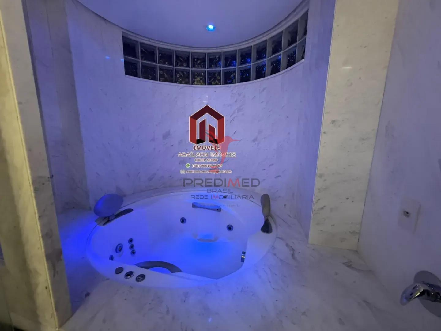 Linda casa com  dormit&oacute;rios um suite a venda em Florian&oacute;polis bairro c&oacute;rrego Grande José Durieux Florianópolis - 