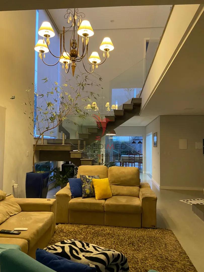Sobrado, 3 quartos, 327 m² - Foto 6