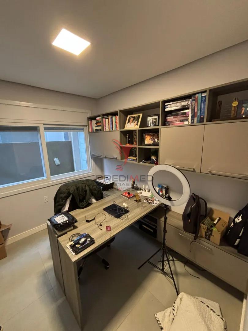 Sobrado, 3 quartos, 327 m² - Foto 18