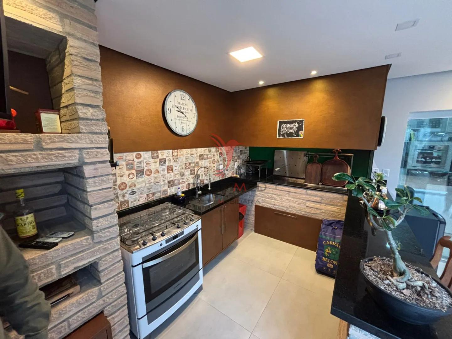 Sobrado, 3 quartos, 327 m² - Foto 15