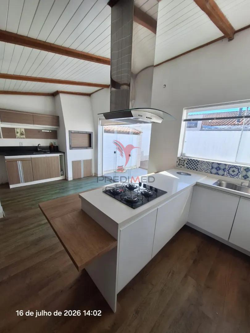 OPORTUNIDADE NO TERRA NOVA: LINDA CASA COM PISCINA E &Aacute;REA GOURMET  Pelotas - 