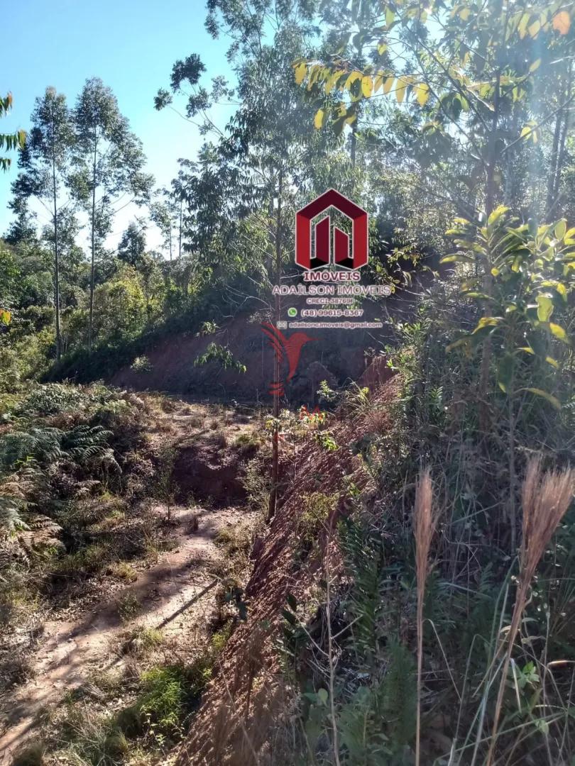 Terreno bem localizando Estr. Geral Do Moura canelinha SC Estrada Geral Do Moura Canelinha - 