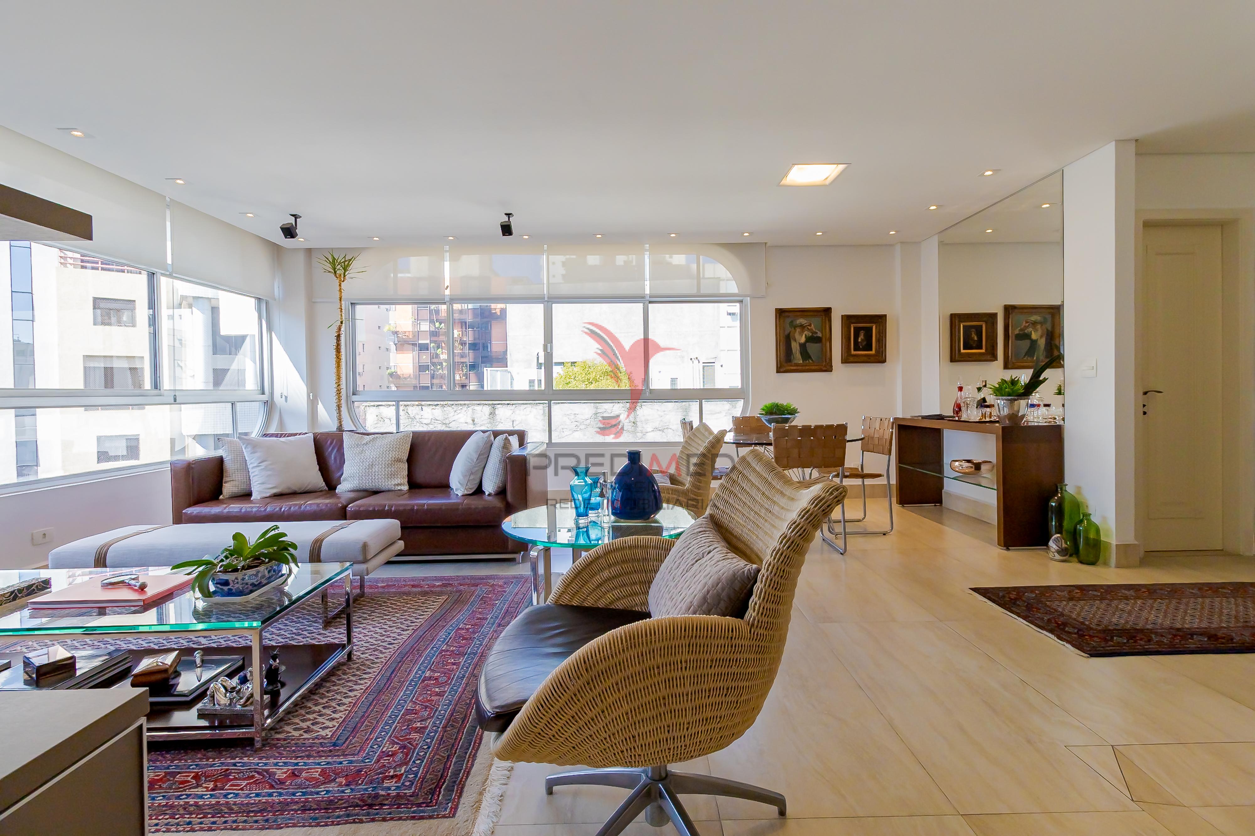 Apartamento &agrave; venda no Itaim, com 2 quartos 1 vaga Rua Urimonduba São Paulo - 