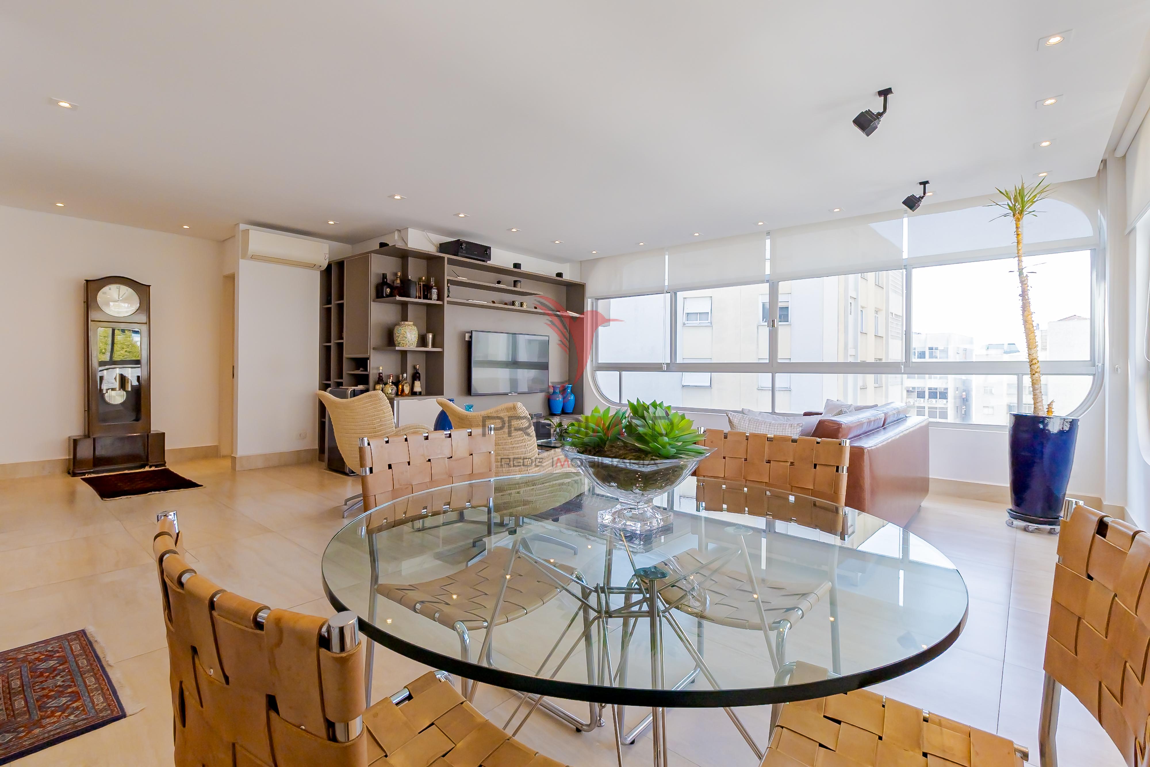 Apartamento &agrave; venda no Itaim, com 2 quartos 1 vaga Rua Urimonduba São Paulo - 