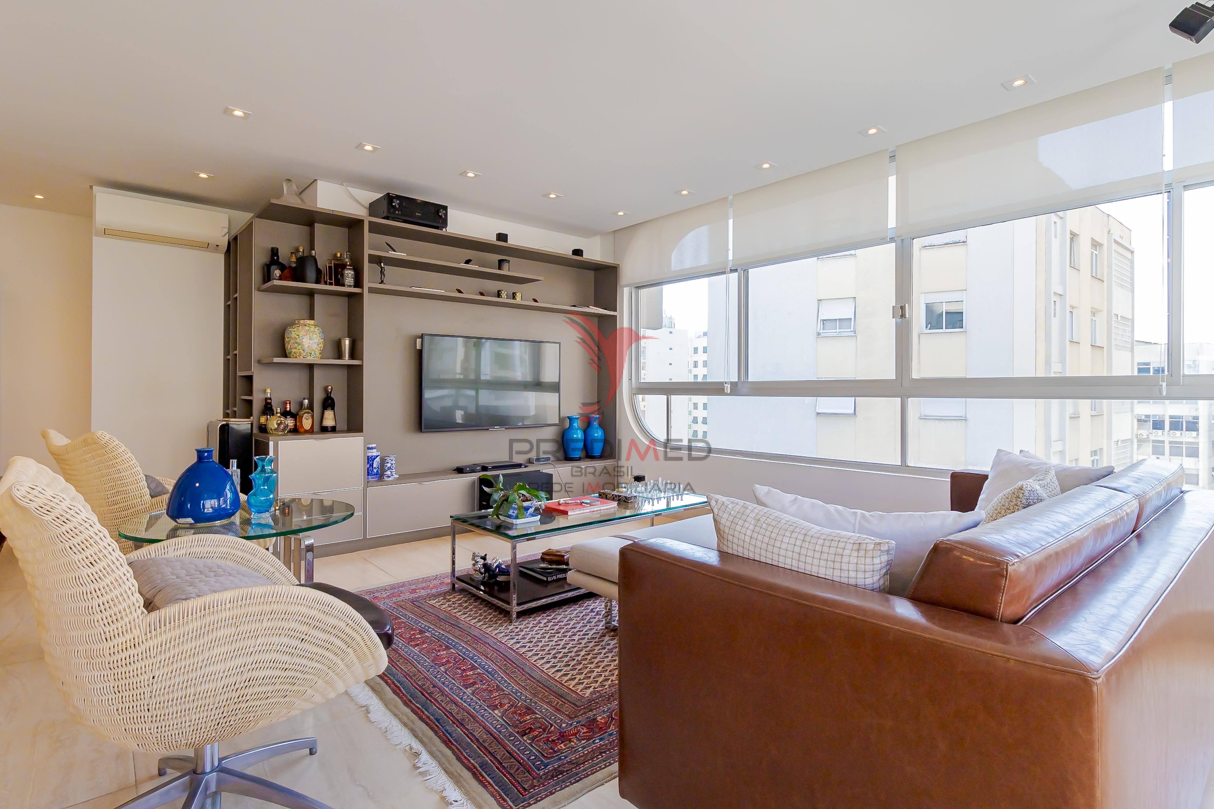 Apartamento &agrave; venda no Itaim, com 2 quartos 1 vaga Rua Urimonduba São Paulo - 