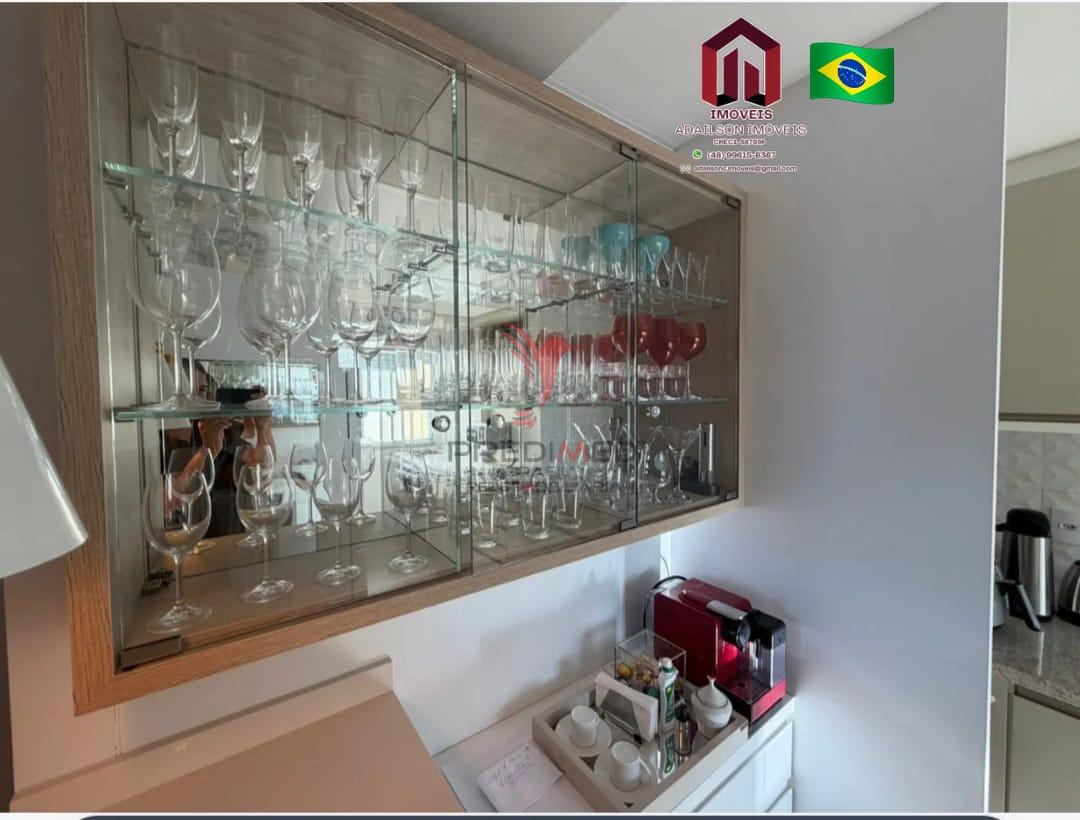 Apartamento com vista para o mar em Coqueiros Floripa- Conforto e Localiza&ccedil;&atilde;o Privilegiada Rua Desembargador Pedro Silva Florianópolis - 