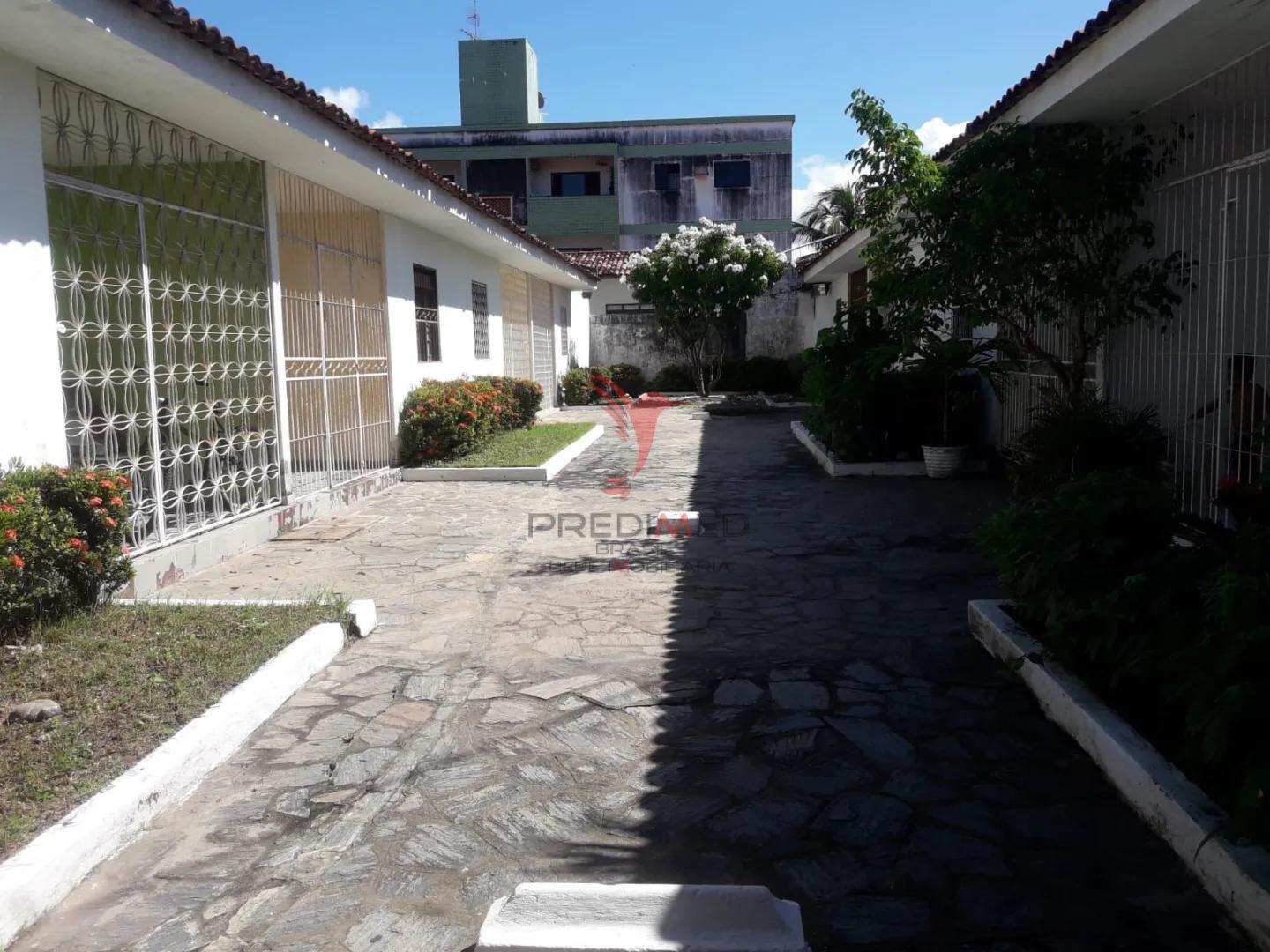 Casa t&eacute;rrea no Bessa &mdash; a 850m da praia Avenida Marechal Hermes da Fonseca João Pessoa - 