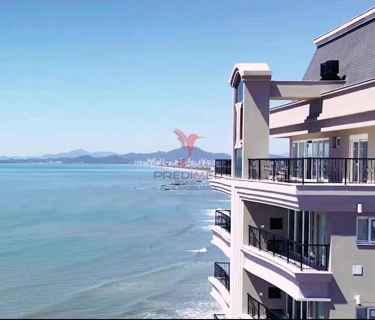 Apartamento com su&iacute;te na praia da arma&ccedil;&atilde;o em Penha-SC  Penha - 