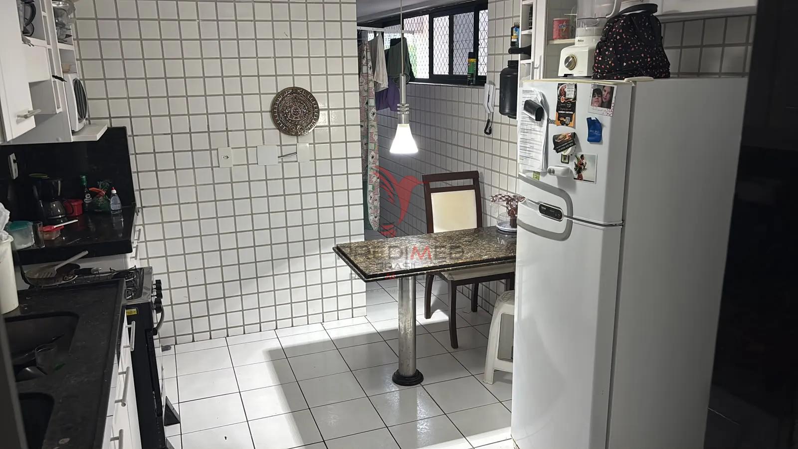 Vende-se apartamento amplo em Manaira, em excelente localiza&ccedil;&atilde;o  João Pessoa - 