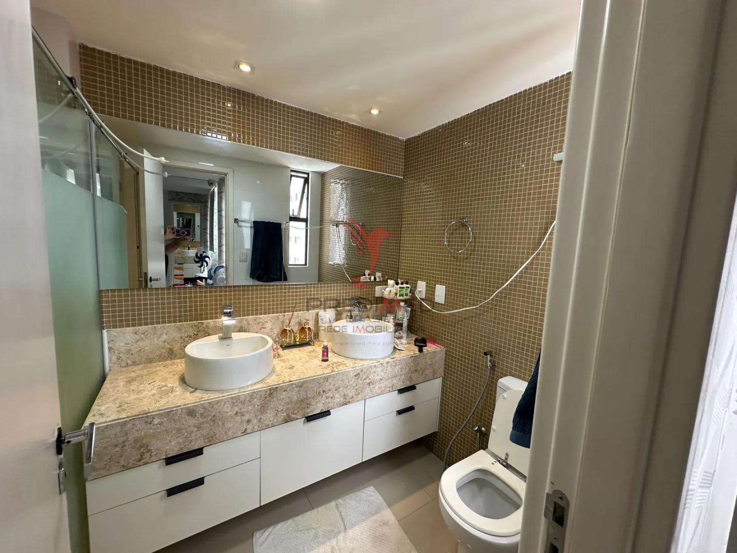 Apartamento porteira fechada, andar alto e espa&ccedil;oso Miramar Rua Manoel Gualberto João Pessoa - 