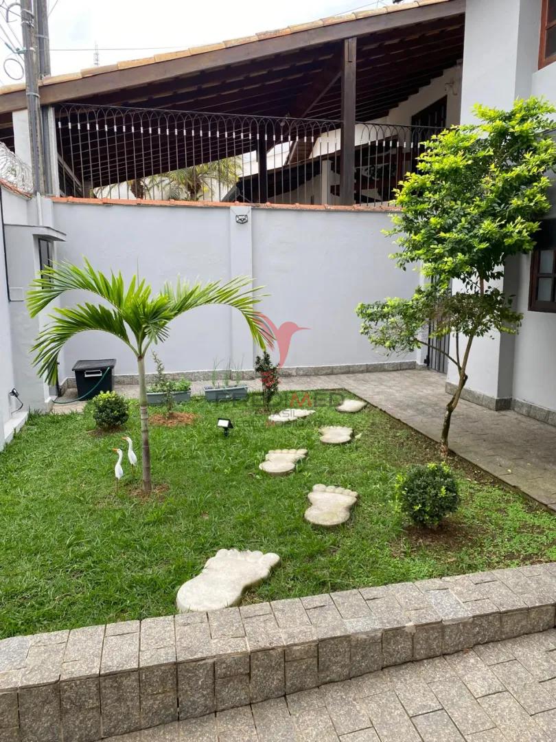 Lindo sobrado no Portal das Colinas em Guaratinguet&aacute;/SP Rua Laudelino de Freitas Castro Guaratinguetá - 