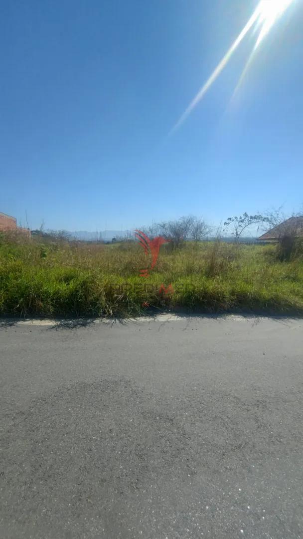 Terreno com 720 mts no bairro Coopemi em Guaratinguet&aacute;/SP Rua Sargento Maurício Rosestolato de Morães Guaratinguetá - 