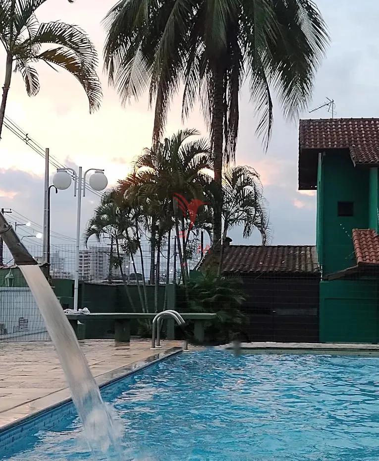 SOBRADO MOBILIADO EM CONDOM&Iacute;NIO FECHADO &ndash; PR&Oacute;XIMO &Agrave; PRAIA  Caraguatatuba - 