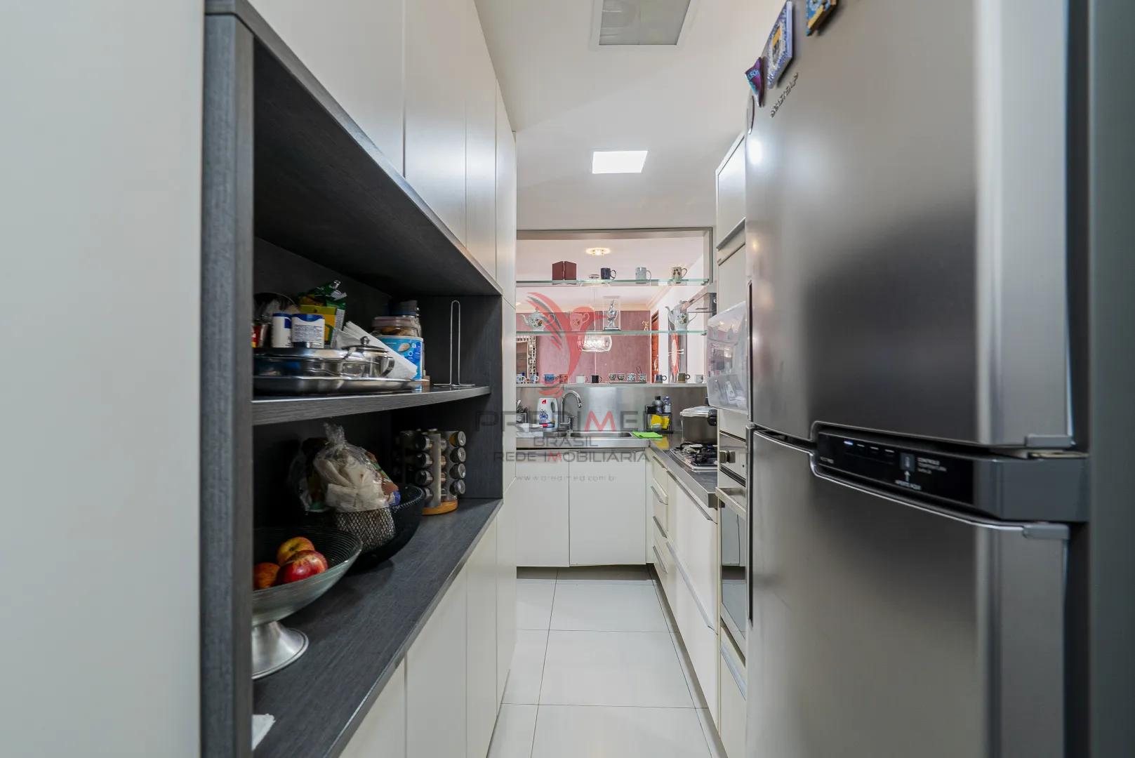 Apartamento Bairro Nobre Tamba&uacute; PORTEIRA FECHADA Avenida Severino Massa Spinelli João Pessoa - 