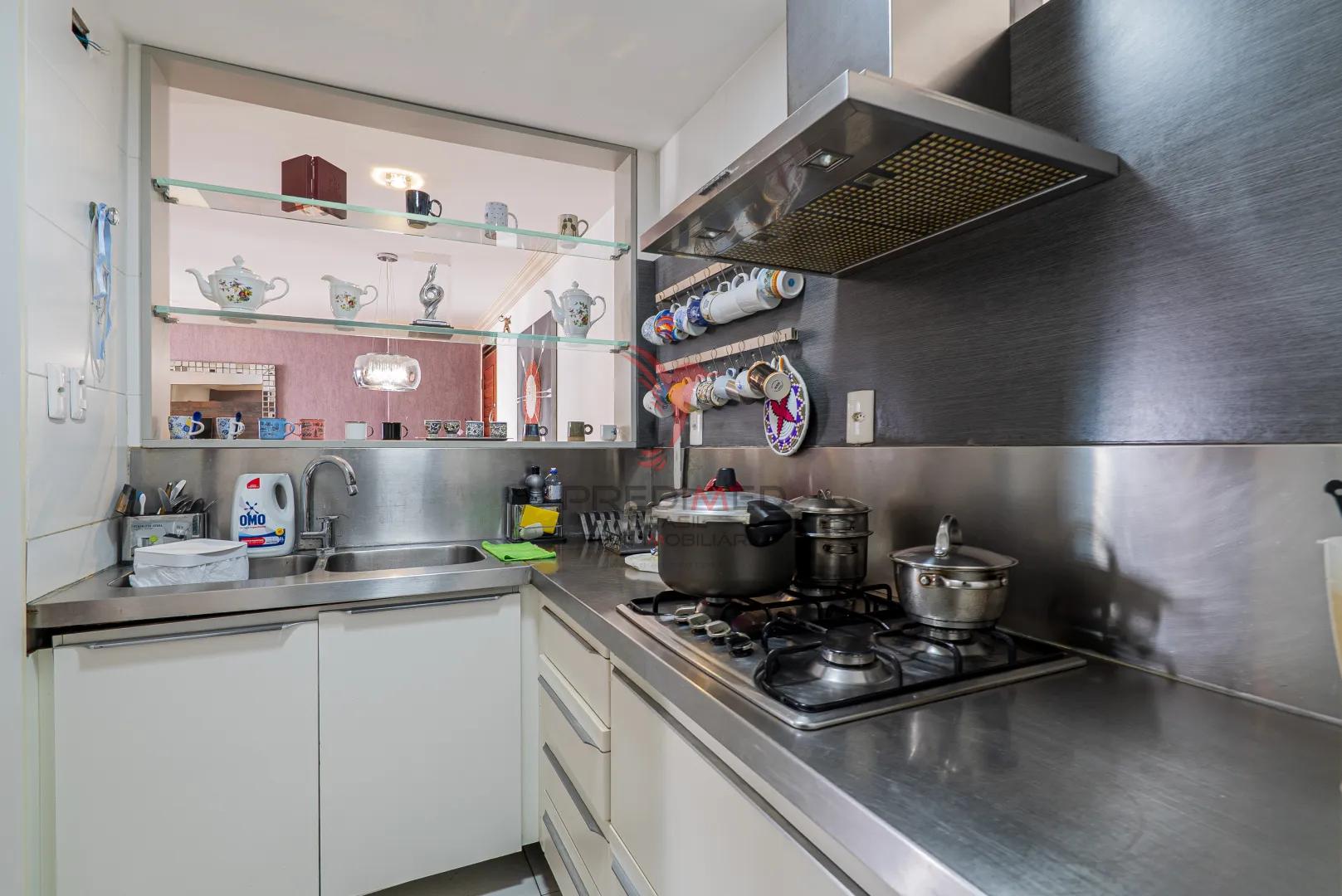 Apartamento Bairro Nobre Tamba&uacute; PORTEIRA FECHADA Avenida Severino Massa Spinelli João Pessoa - 